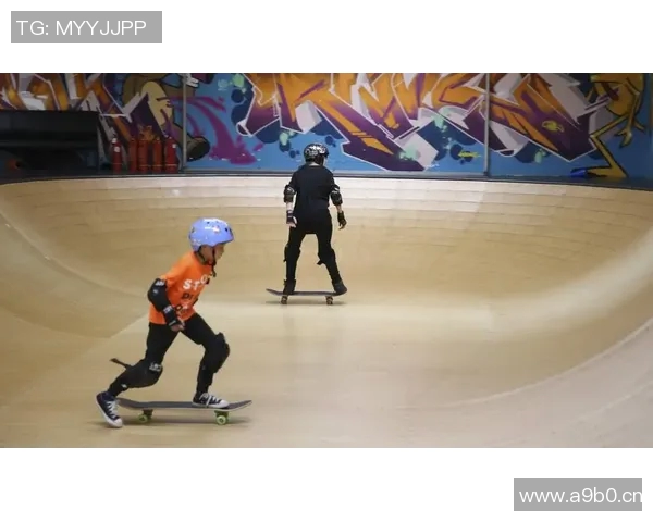 李丽的滑板人生:从初学者到职业选手的成长之路 李丽的滑板人生:从初学者到职业选手的成长之路