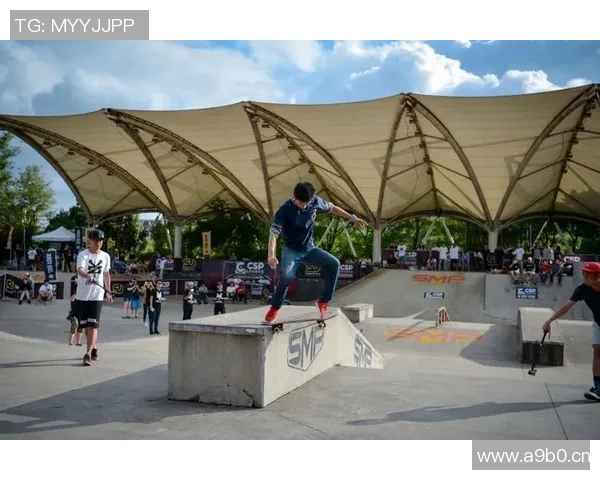 杭州滑板队在攀岩联赛中以52分稳居积分榜首位 杭州滑板队在攀岩联赛中以52分稳居积分榜首位