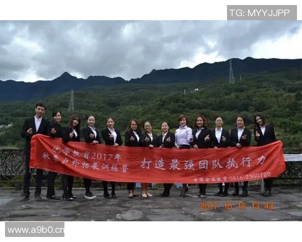 深圳飞盘队默契配合探讨：如何提升团队协作与战术执行力